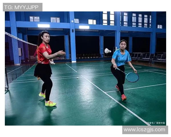 羽毛球的力量与坚持:深入了解重庆羽毛球队的耐力训练与精神 羽毛球的力量与坚持:深入了解重庆羽毛球队的耐力训练与精神